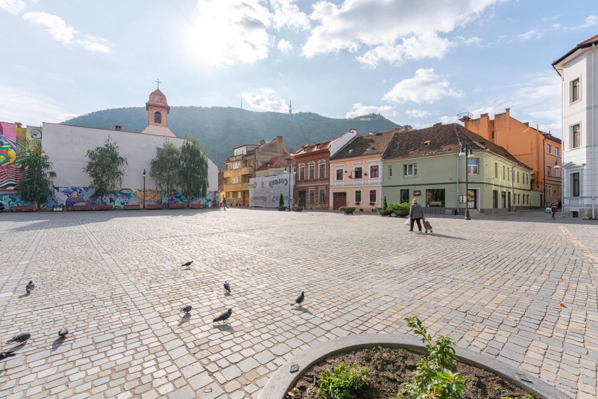 Wagner Estate Feel The Old Town Vibe Lägenhet Braşov Exteriör bild